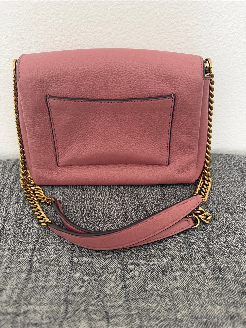 Tory Burch Kira Pink Pebbled Leather Chain Shoulder Bag with Gold Hardware - Picture 2 of 8